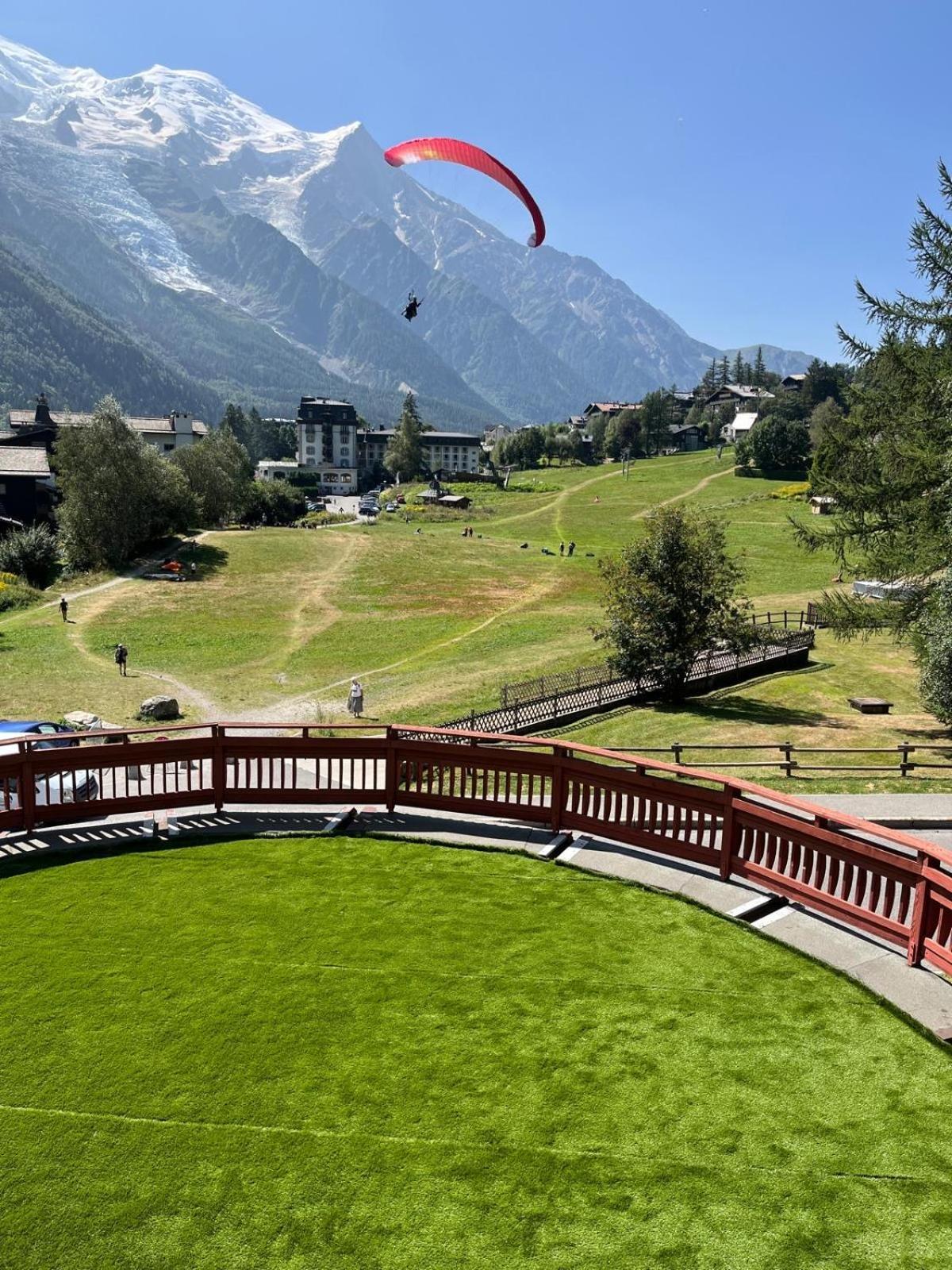 Chalet Hotel La Sapiniere Chamonix Exterior photo