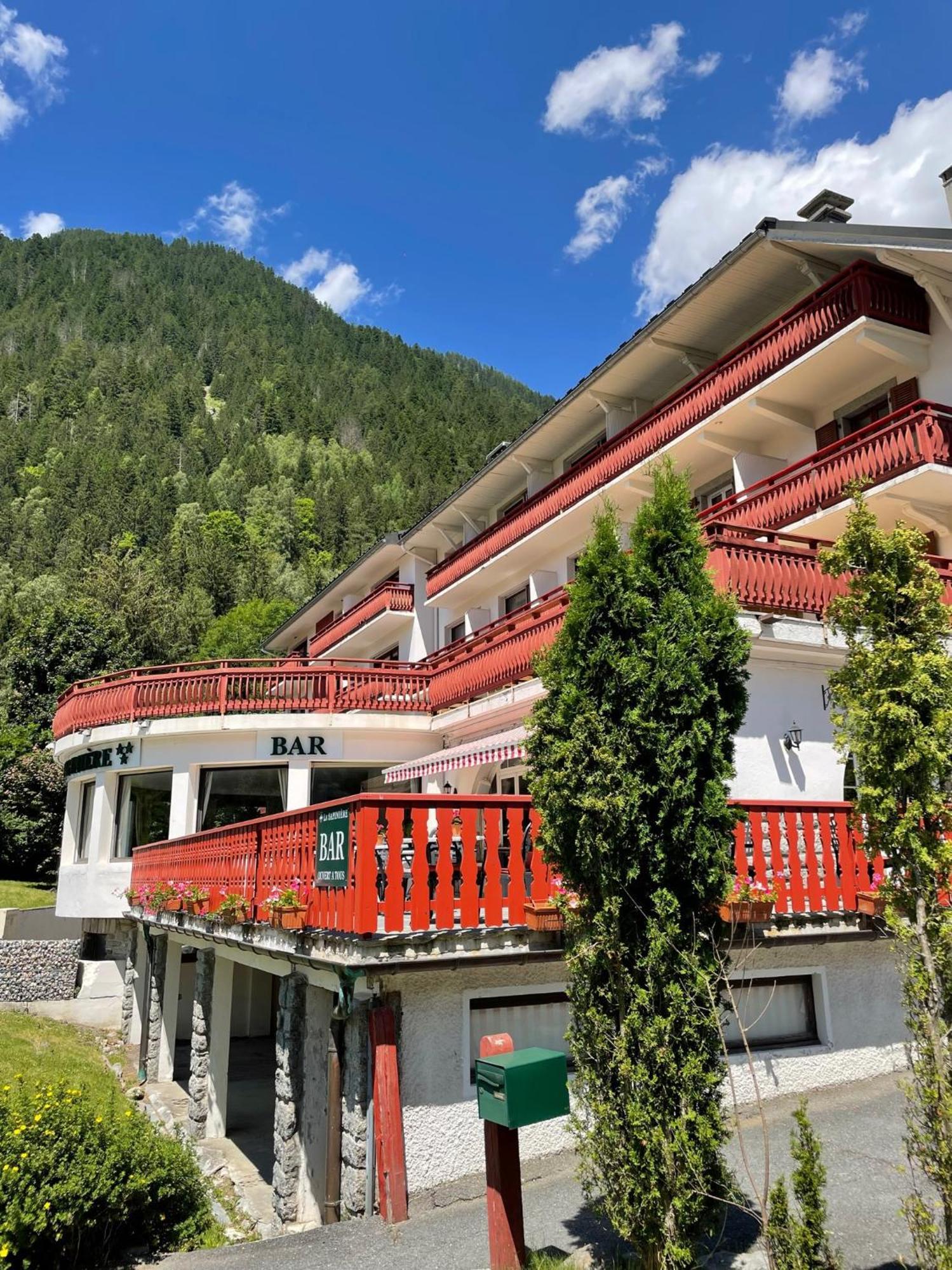 Chalet Hotel La Sapiniere Chamonix Exterior photo